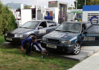 Autodax na výstavách